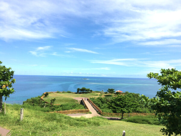 沖縄の高台からの風景