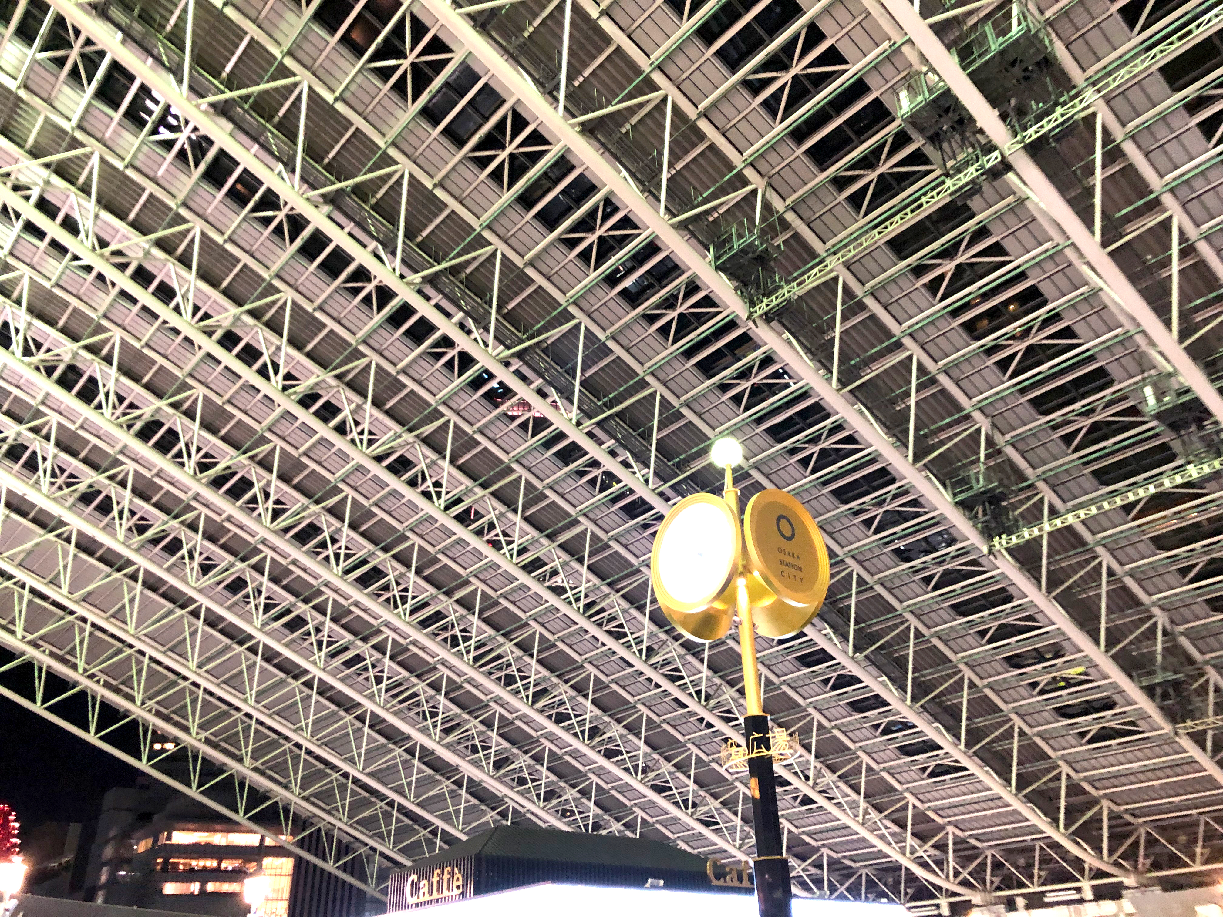 夜の大阪駅時空 とき の広場の天井 1 無料写真 フリー素材のダウンロードサイト もある