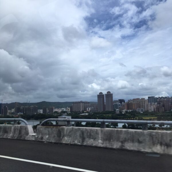 台北にたどり着く前の風景