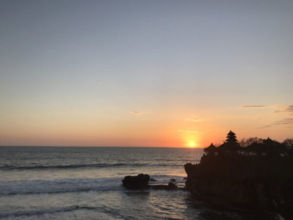 タナロット寺院と海 6