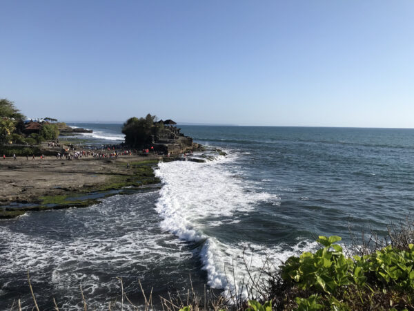 タナロット寺院と海 2