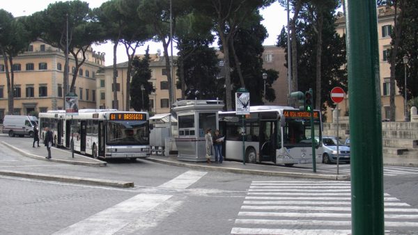 イタリアローマのバス