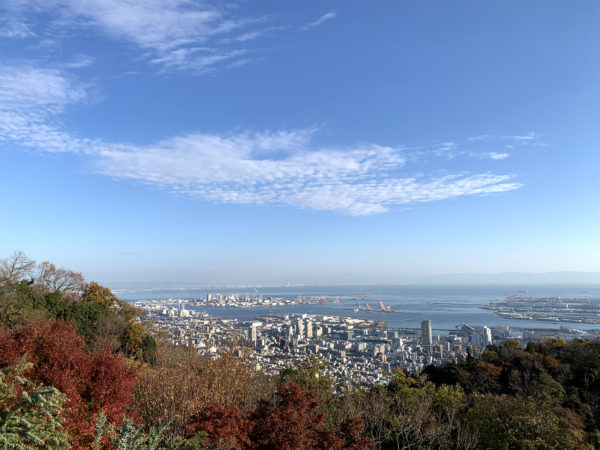 秋の神戸市 街並み 1