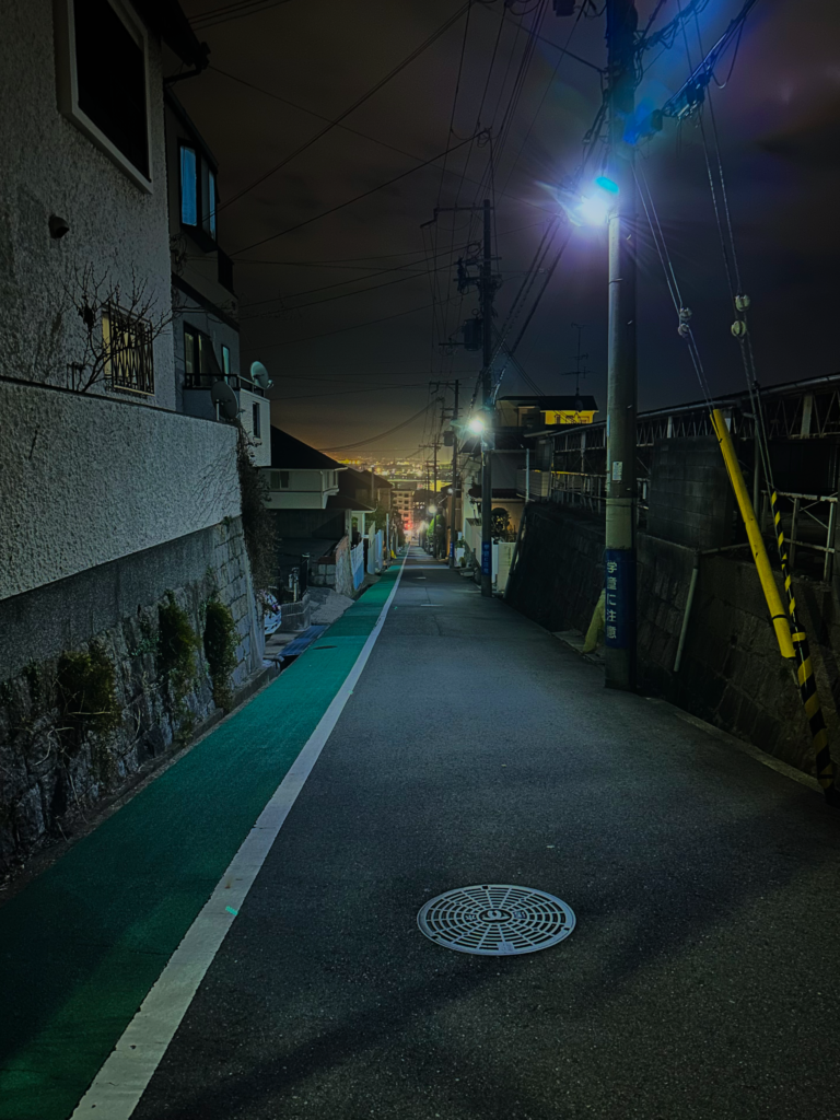 良い夜道 | 無料写真・フリー素材のダウンロードサイト「もある」